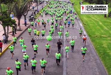 Más de 2500 corredores en la Carrera Verde en Bogotá
