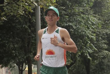 Jeisson Suárez establece nuevo récord nacional de maratón y clasifica a los Juegos Olímpicos de Tokio
