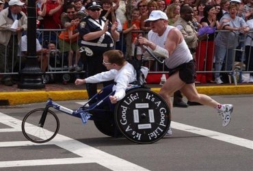 El icono de la Maratón de Boston, Rick Hoyt, fallece a los 61 años 