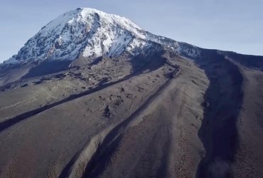 Colombia Corre inicia su intento de ascenso al Monte Kilimanjaro en África